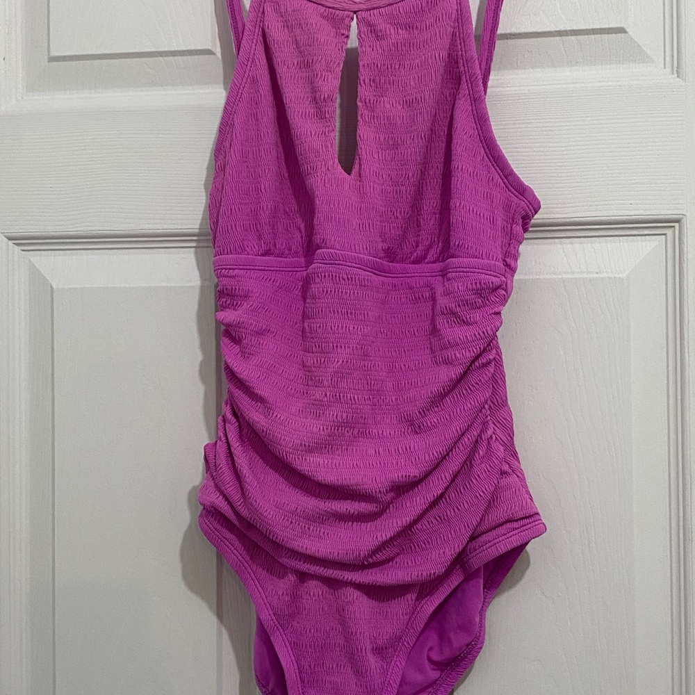 ELLEN TRACY One Piece Swimsuit, High Neck Swimsuit with Keyhole Size 8 Magenta